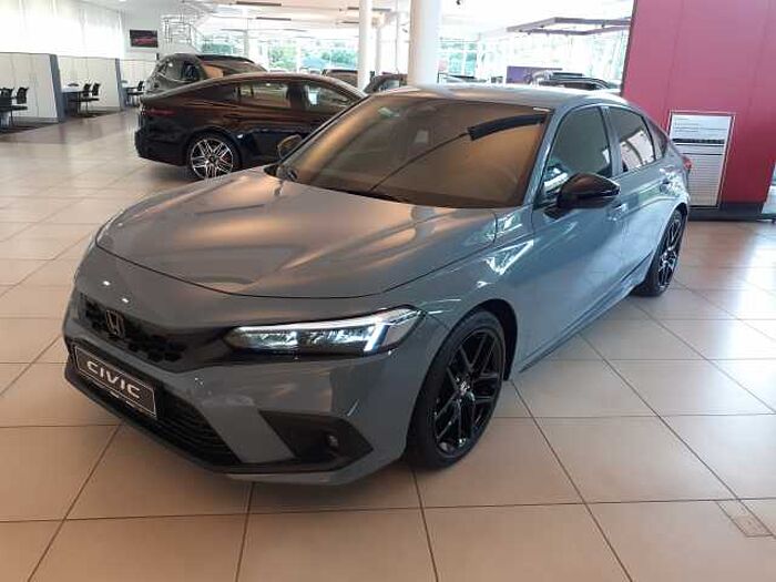 Honda Civic e:HEV 2.0 i-MMD Hybrid Sport | Black Emblem |
