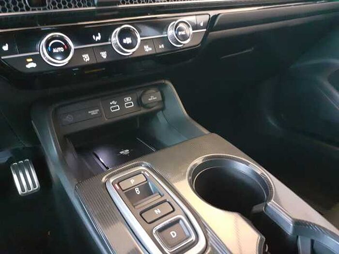 Honda Civic e:HEV 2.0 i-MMD Hybrid Sport | Black Emblem |