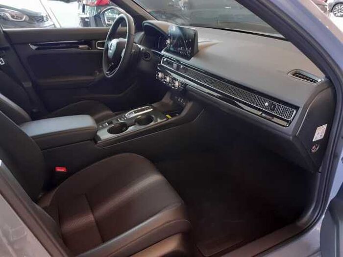 Honda Civic e:HEV 2.0 i-MMD Hybrid Sport | Black Emblem |