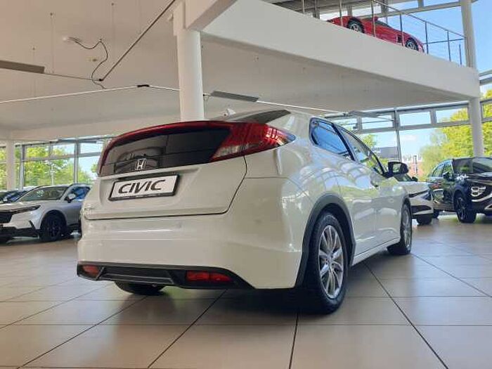 Honda Civic 1.6 i-DTEC Executive | PANO | Leder | PDC *GJReif.*