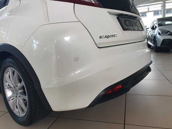 Honda Civic 1.6 i-DTEC Executive | PANO | Leder | PDC *GJReif.*