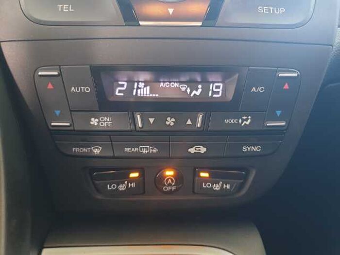 Honda Civic 1.6 i-DTEC Executive | PANO | Leder | PDC *GJReif.*