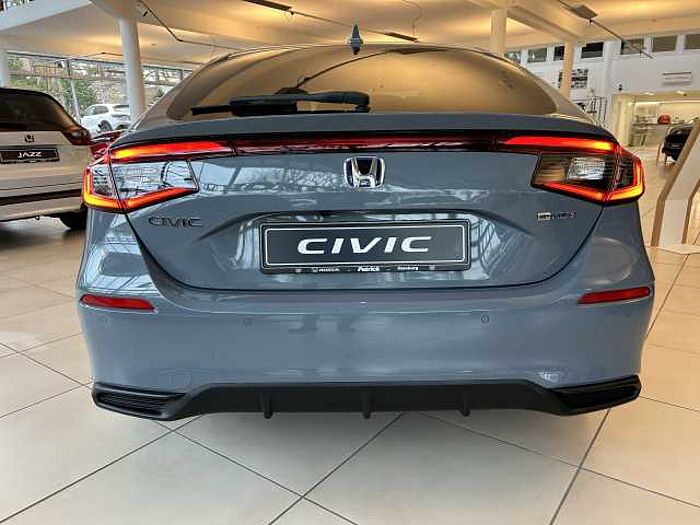 Honda Civic e: HEV 2.0 i-MMD Hybrid Elegance