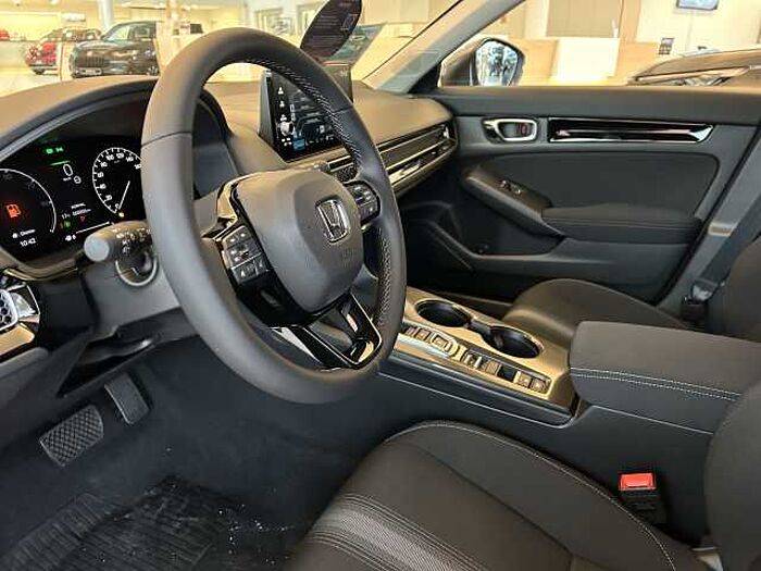 Honda Civic e: HEV 2.0 i-MMD Hybrid Elegance