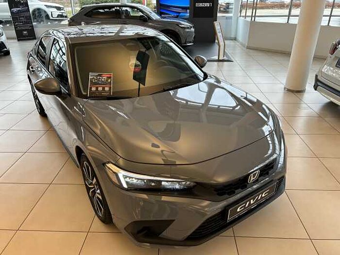 Honda Civic e: HEV 2.0 i-MMD Hybrid Elegance