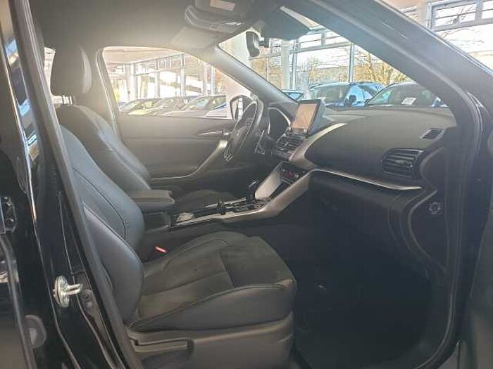 Mitsubishi Eclipse Cross Plug-In Hybrid 4WD Intro Edition