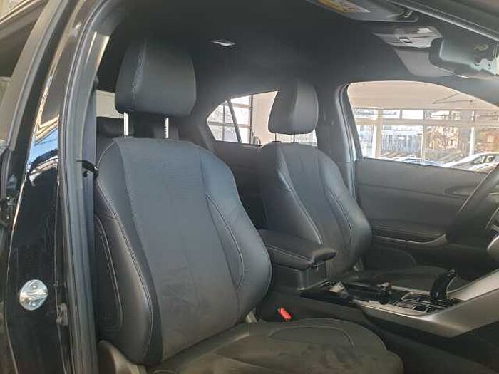 Mitsubishi Eclipse Cross Plug-In Hybrid 4WD Intro Edition