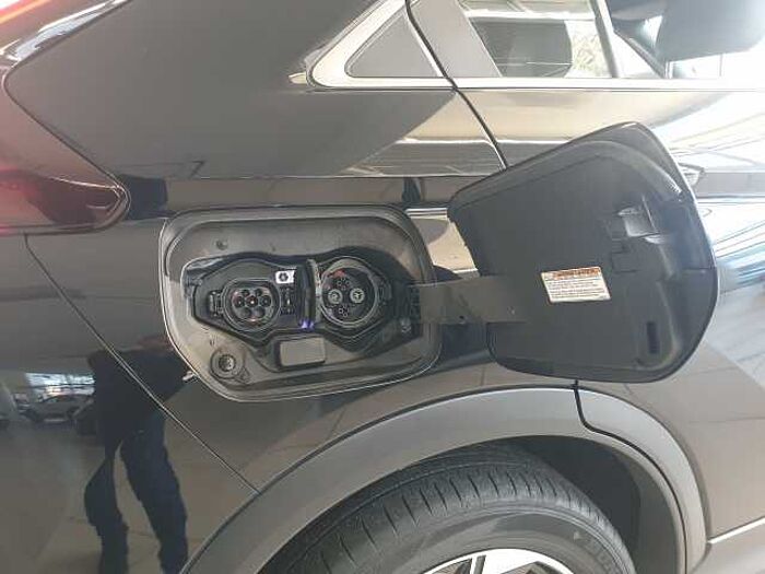 Mitsubishi Eclipse Cross Plug-In Hybrid 4WD Intro Edition
