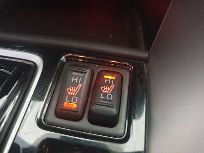 Mitsubishi Eclipse Cross Plug-In Hybrid 4WD Intro Edition