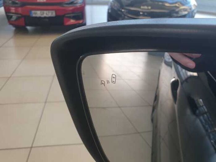 Mitsubishi Eclipse Cross Plug-In Hybrid 4WD Intro Edition