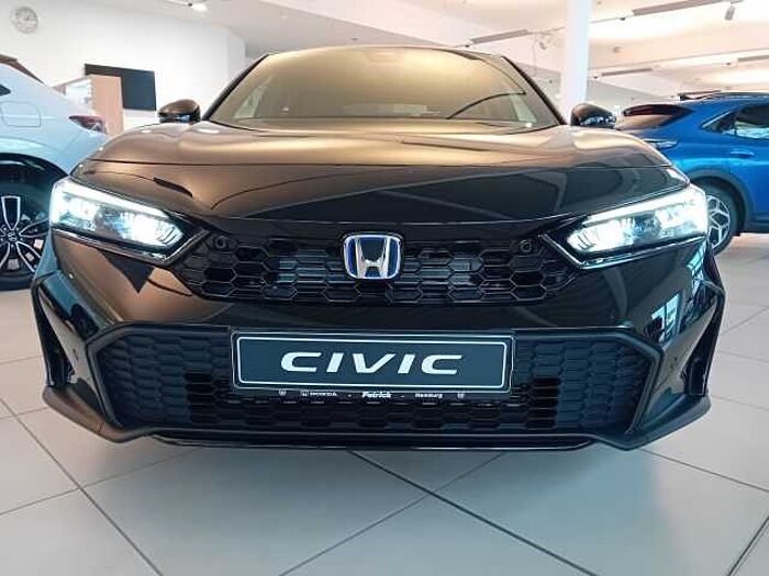 Honda Civic e: HEV Advance | Black Emblem | 8 Jahre Garantie
