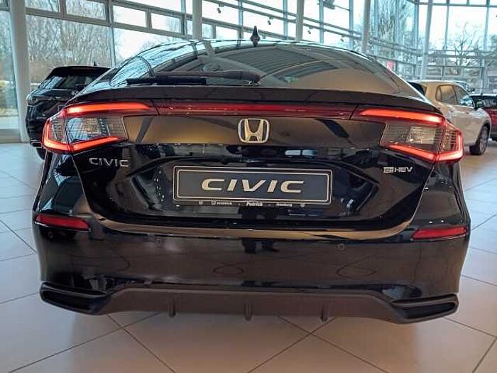 Honda Civic e: HEV Advance | Black Emblem | 8 Jahre Garantie