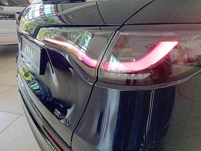 Honda ZR-V Hybrid e: HEV 2.0 Advance | Black Emblem | 8 J. Garantie |