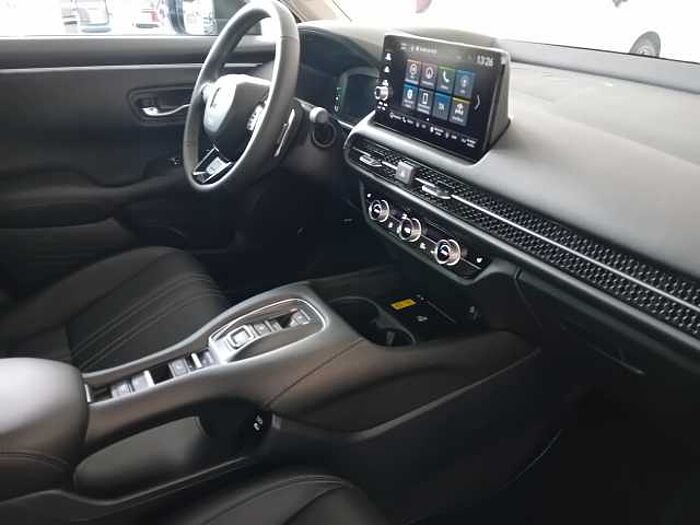 Honda ZR-V Hybrid e: HEV 2.0 Advance | Black Emblem | 8 J. Garantie |