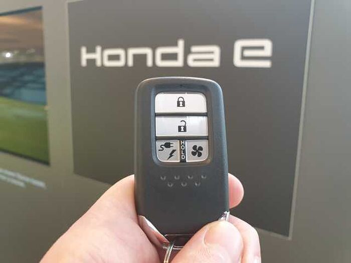 Honda e Advance-Paket